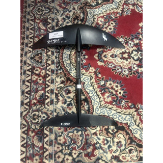 Foil F-One Escape 530cm² d'occasion - Avion complet full carbone