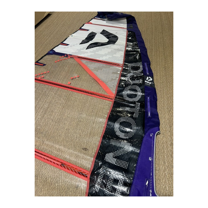 Duotone Warp 5.8m² de 2024 d'occasion